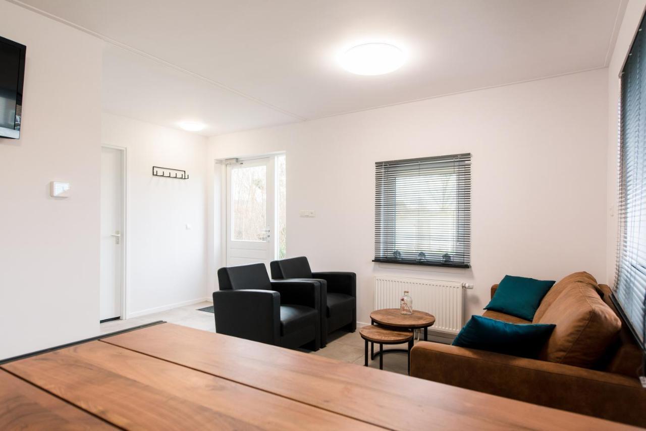 Onder De Pannen Villa Hollum  Bagian luar foto