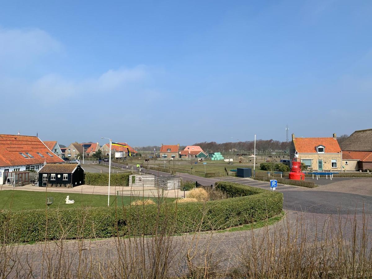 Onder De Pannen Villa Hollum  Bagian luar foto